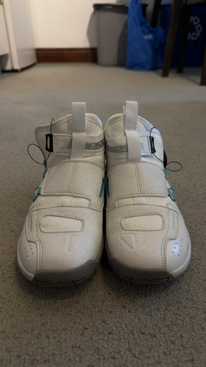 White Kawasaki Athletic Shoes (Badminton)