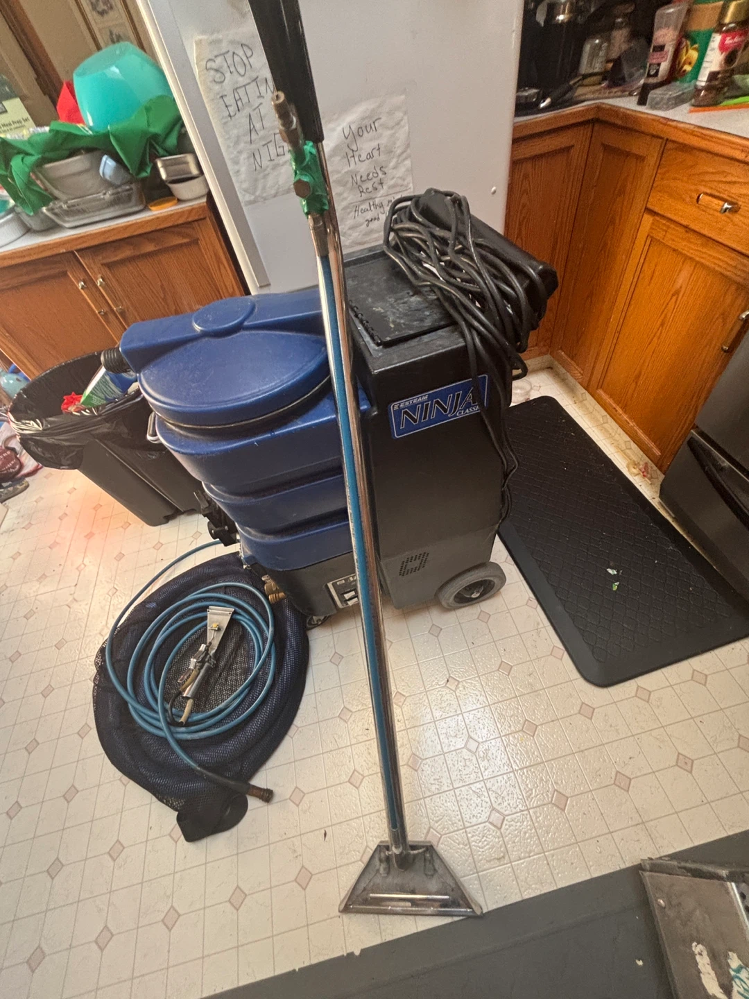 Ninja 200psi adjustable. brand new vacs and pump