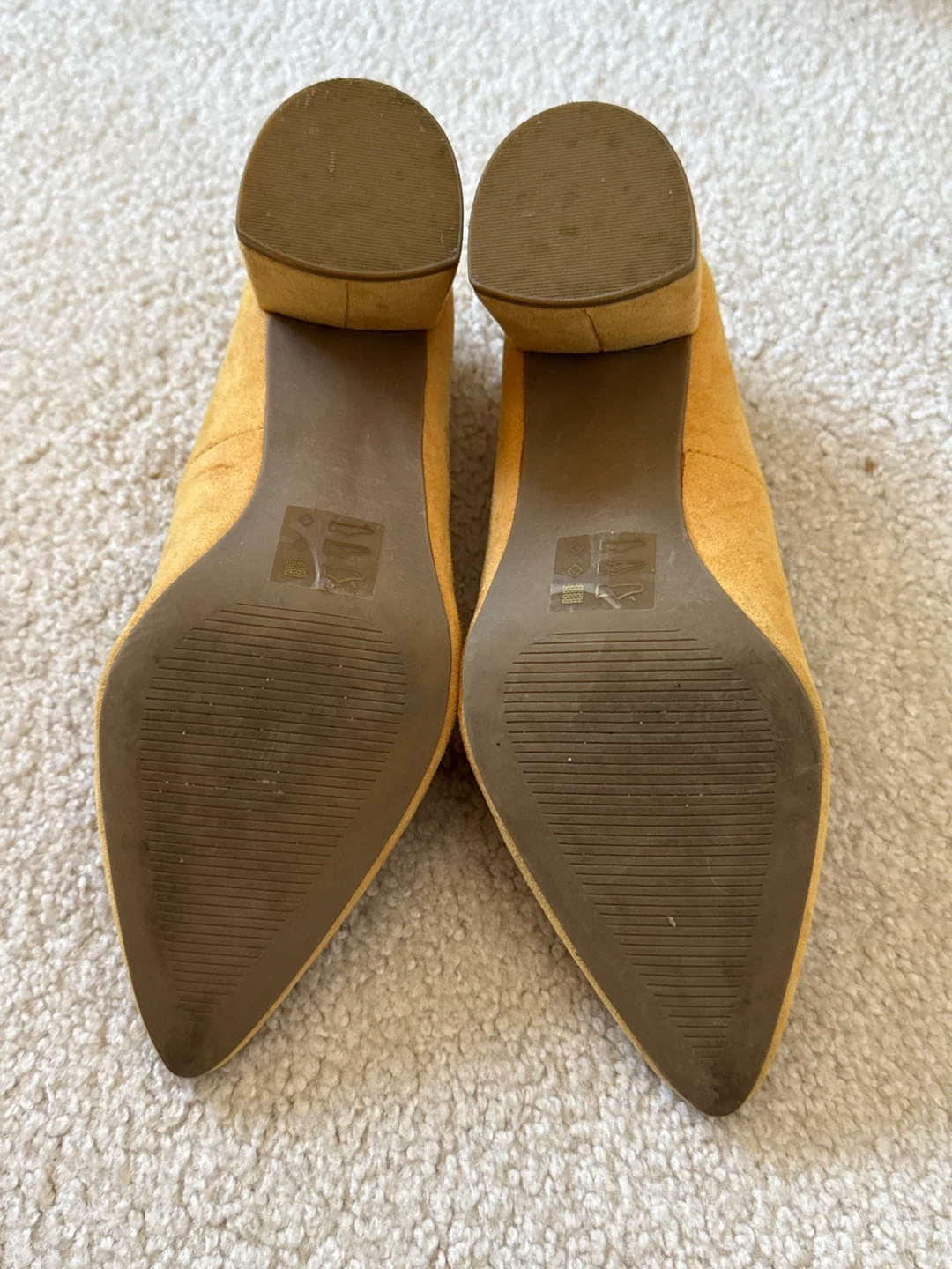 George Women's Yellow Suede Heels Size 6 - photo 2
