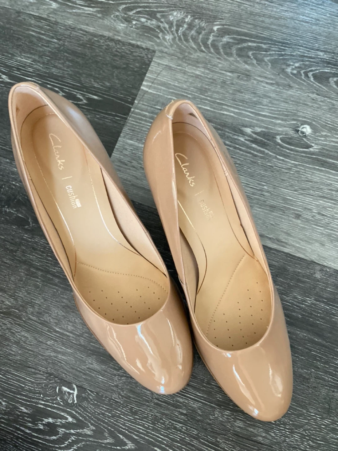 Clarks Women's Beige Heels - photo 2