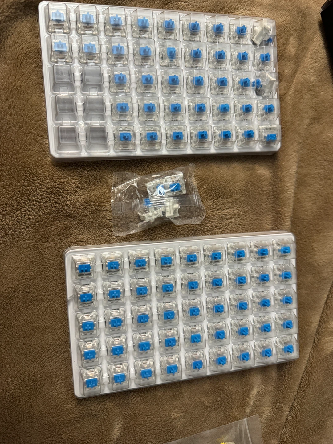 88x Blue Mechanical Switches (Stock, Never Used)
