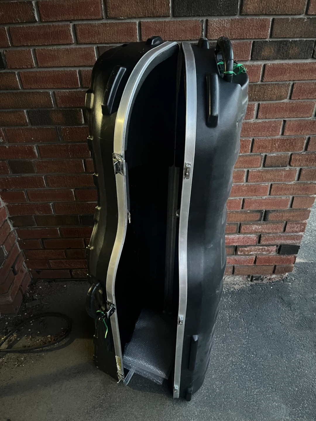 SKB Hard Case