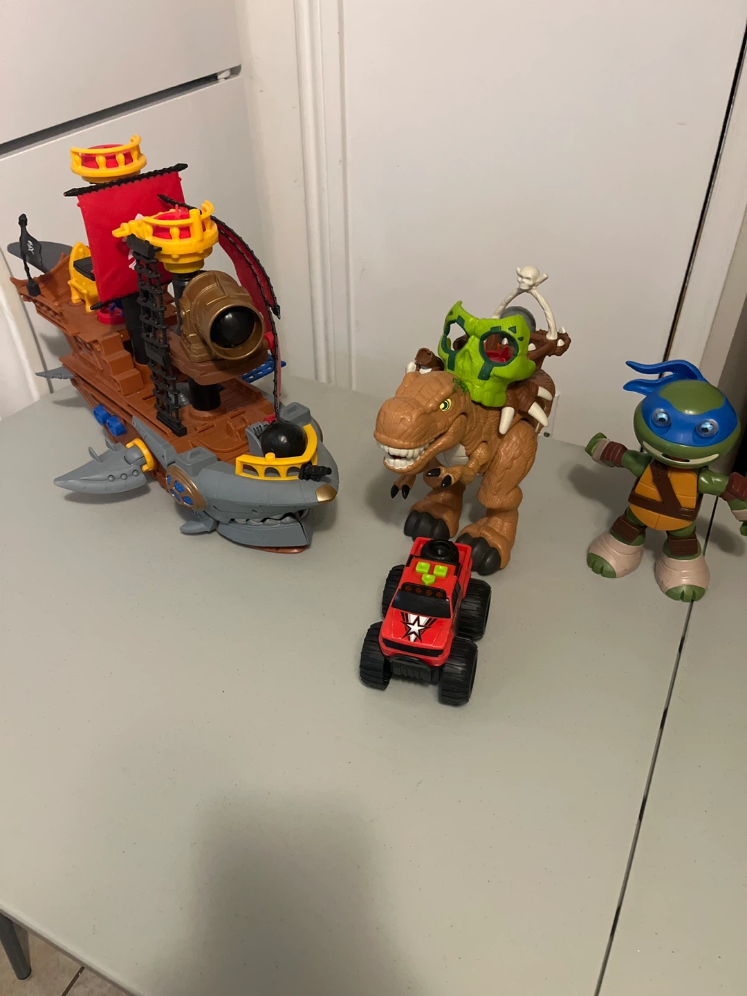 Hot Wheels Toy Car Playsets and Accessories Bundle - photo 4