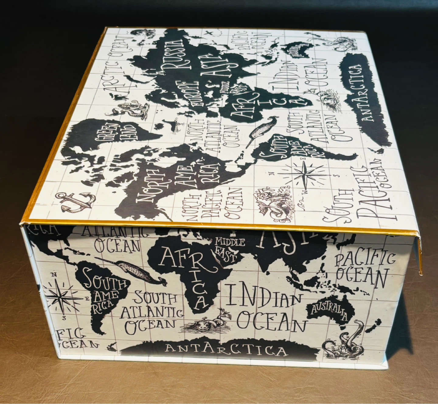 World Map Storage Box - photo 5