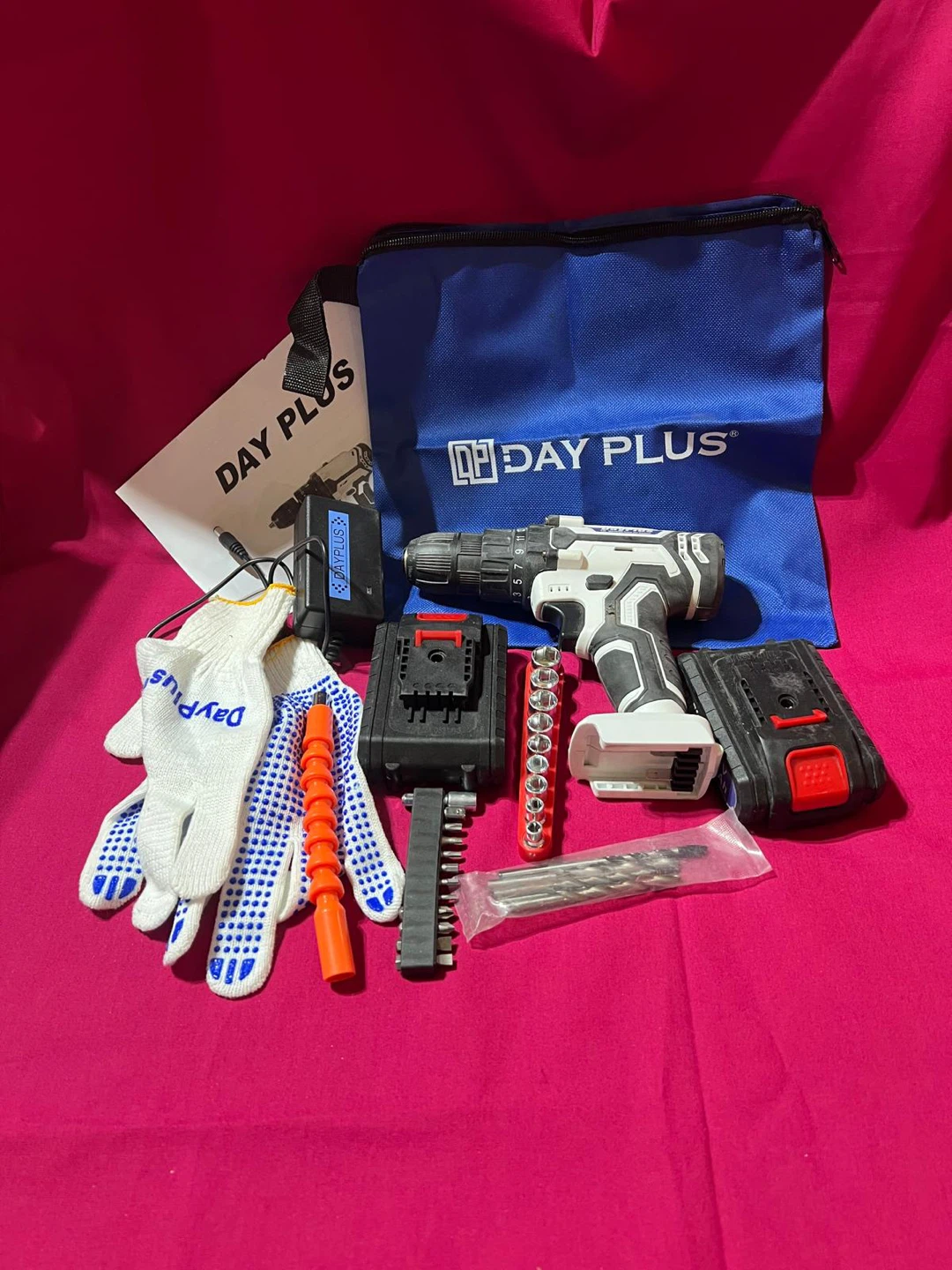 DAY PLUS Cordless Drill Set (NEW)