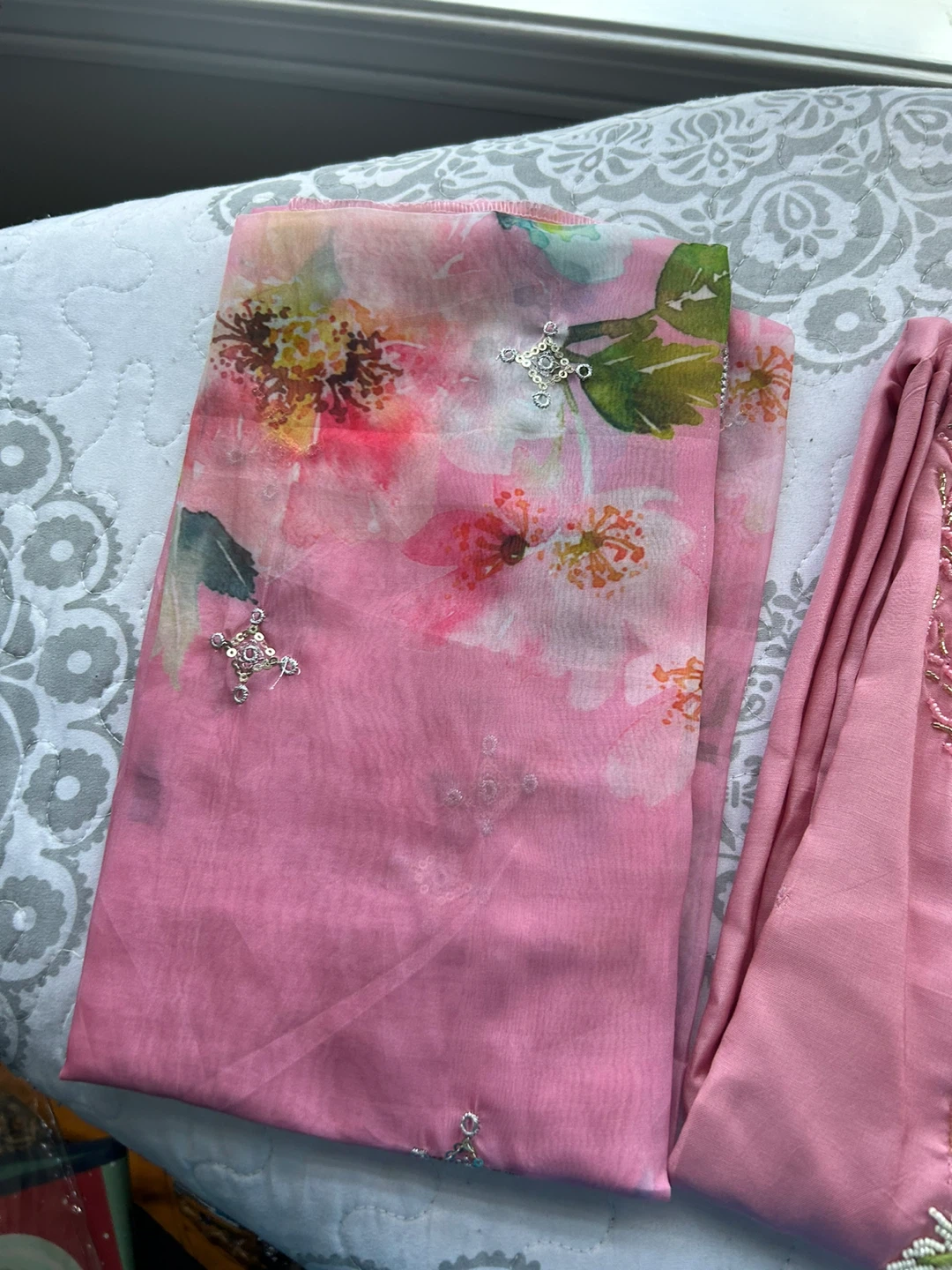 Pink embroidered Kurti with Pants and dupatta - photo 3