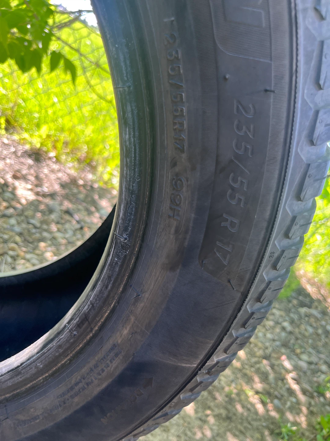 Michelin 235/55 R17 Tire ⚽️ - photo 2