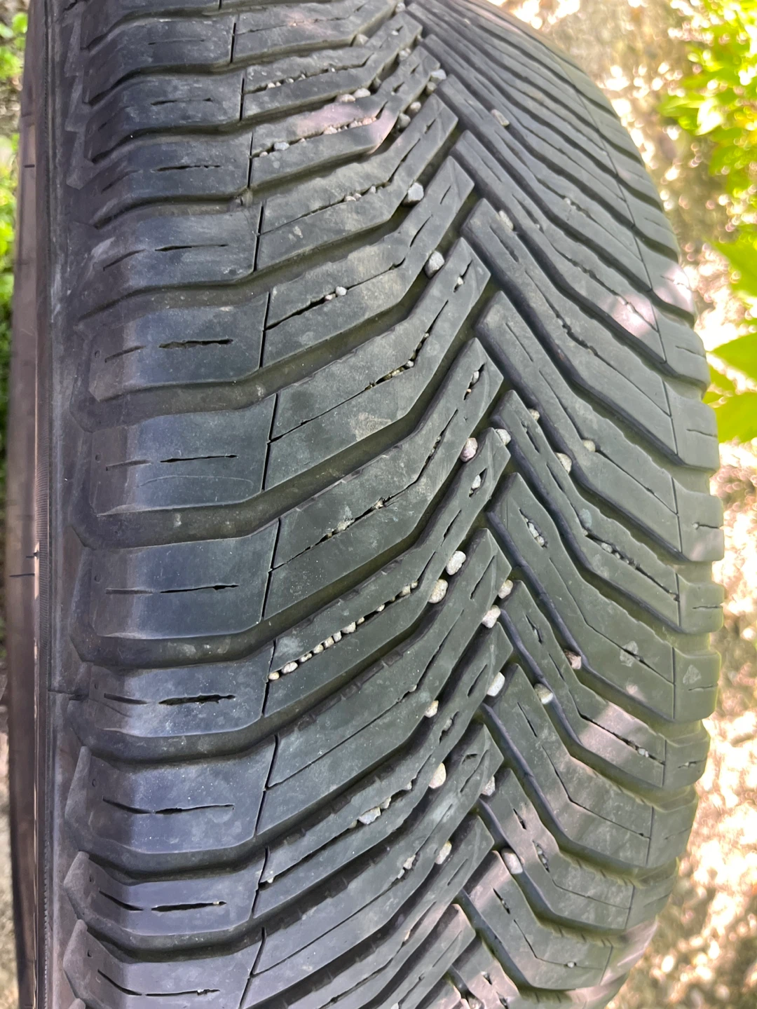 Michelin 235/55 R17 Tire ⚽️ - photo 3
