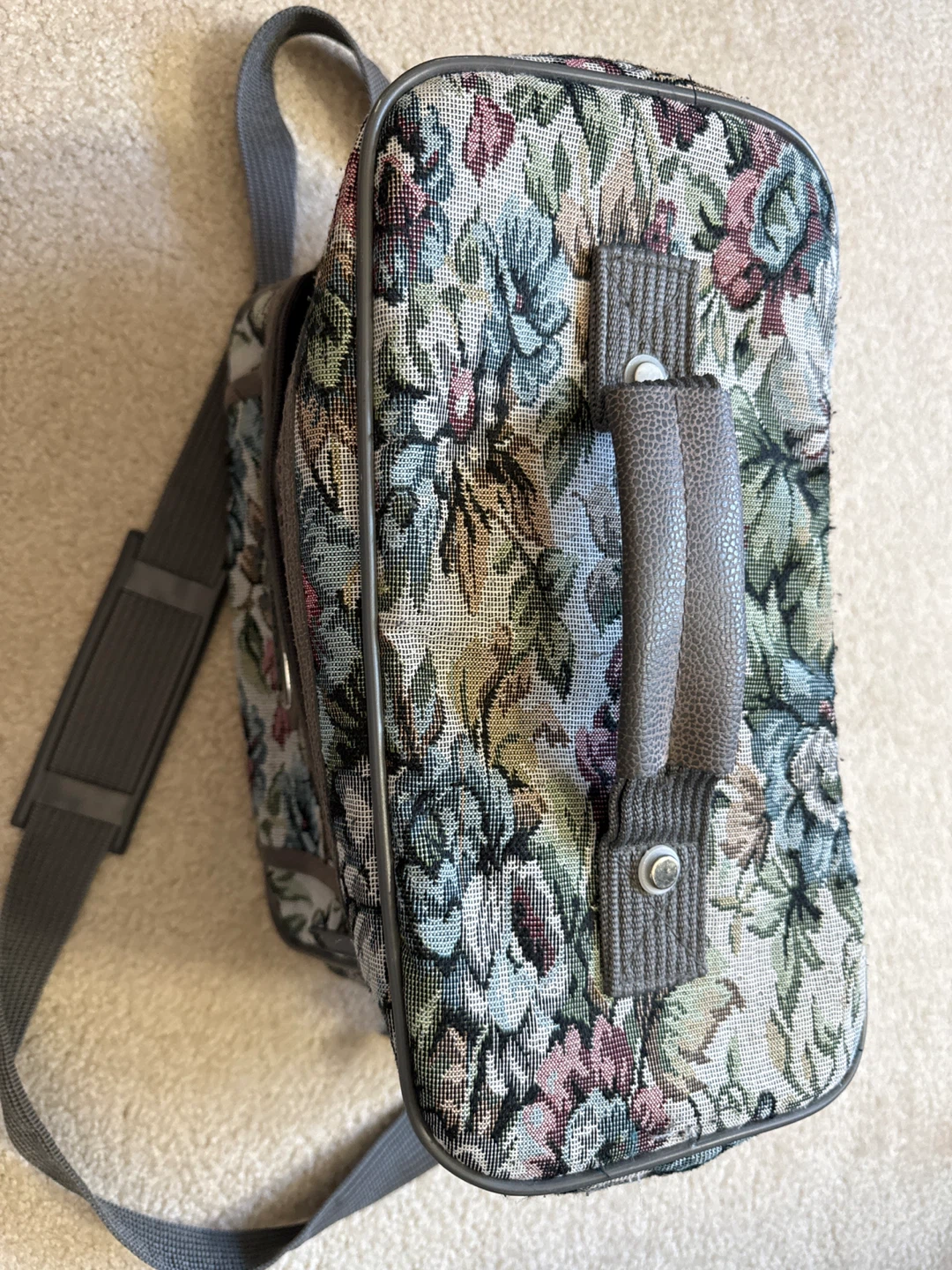 Oscar de la Renta Floral Vanity Case - photo 2