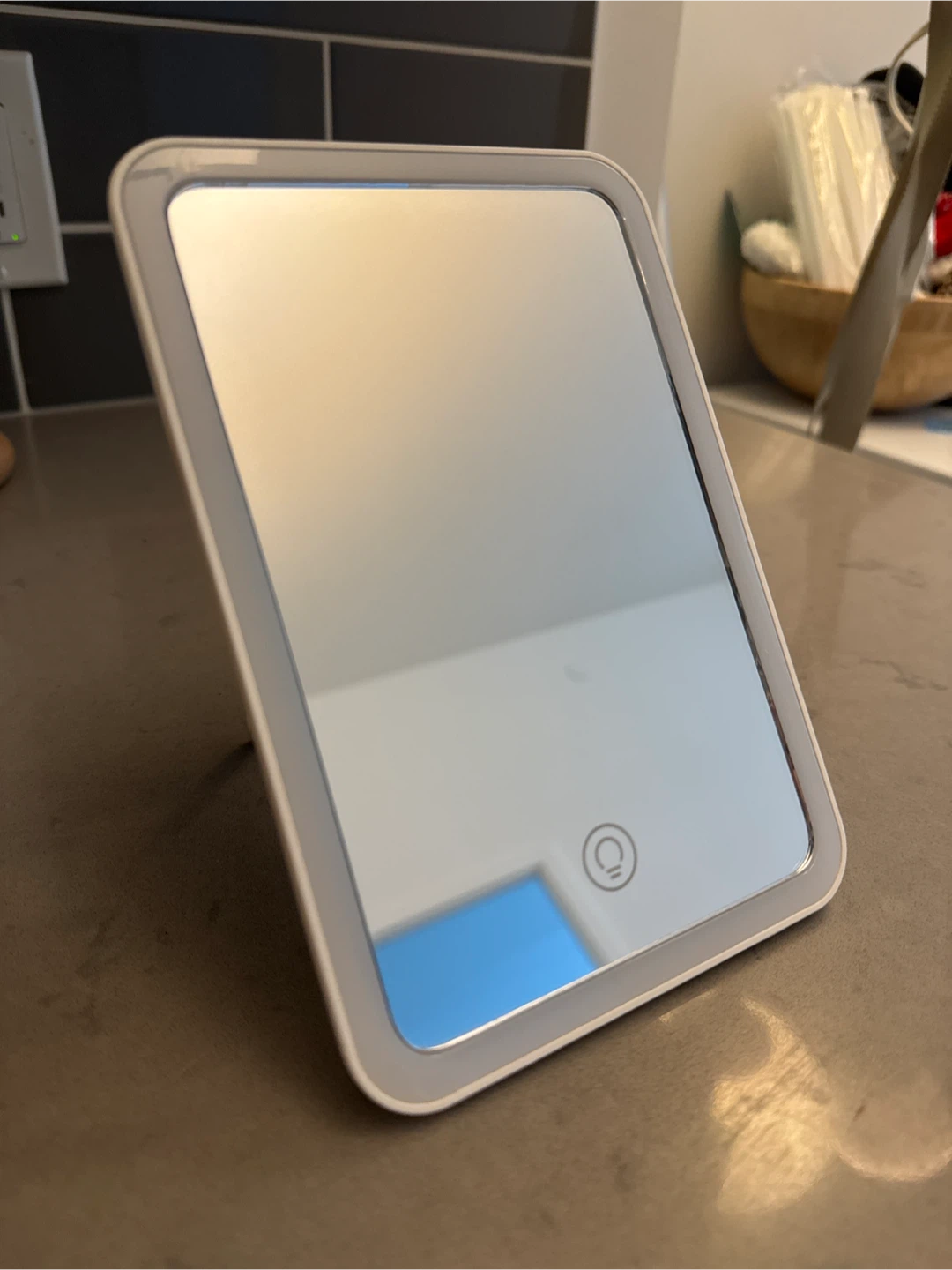 MINISO LED Lighted Mirror