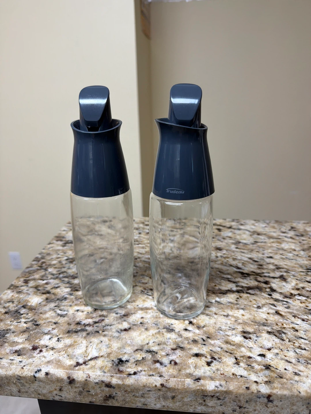 Trudeau Oil and Vinegar Dispensers (Set of 2)