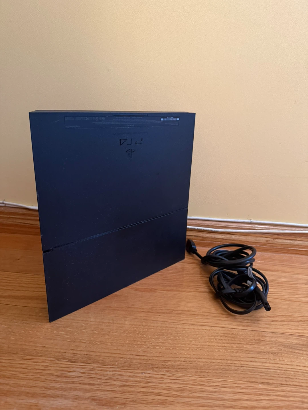 PS4 - photo 2