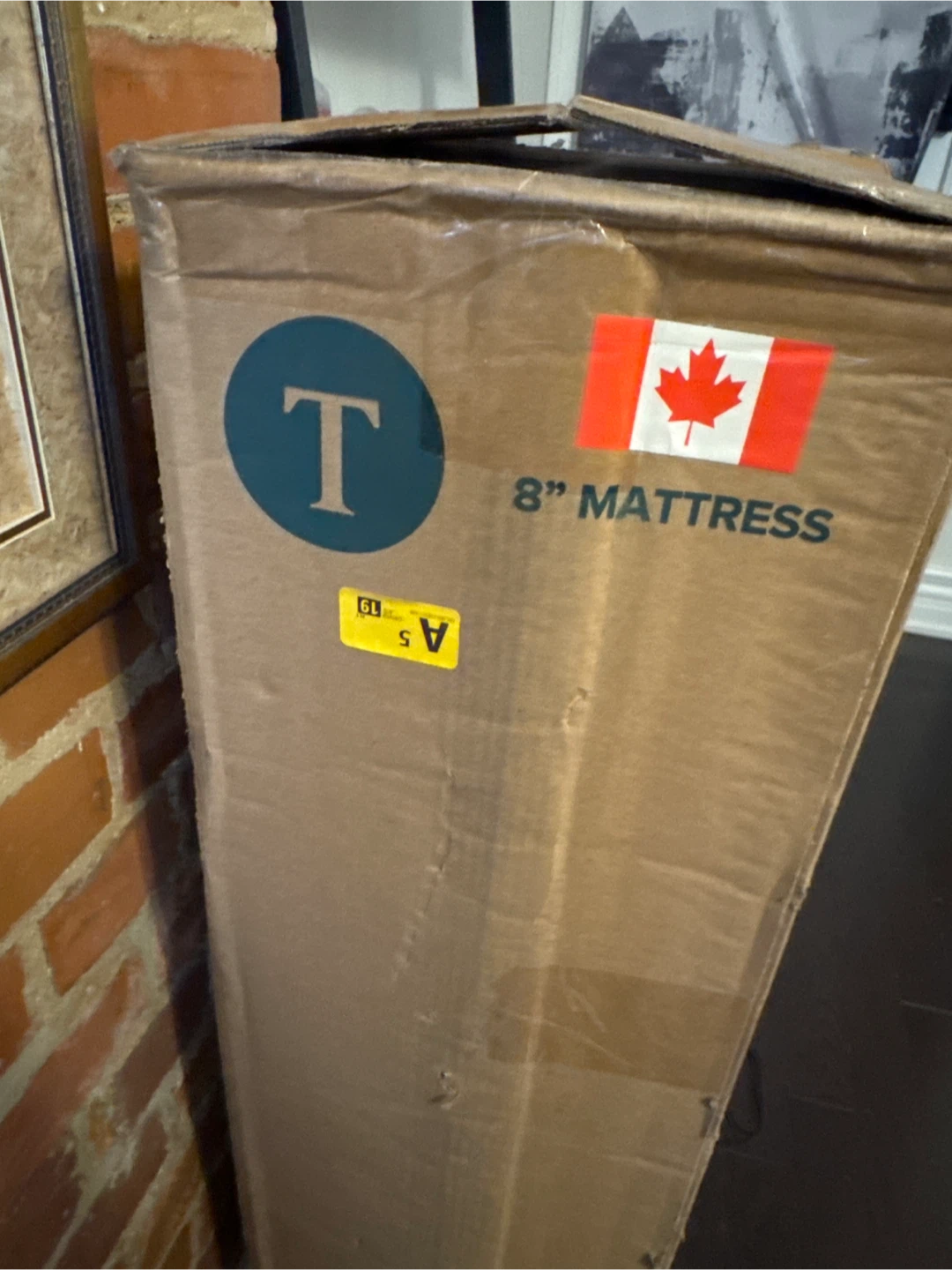 Zinus 8” twin sized mattress in box/rolled up