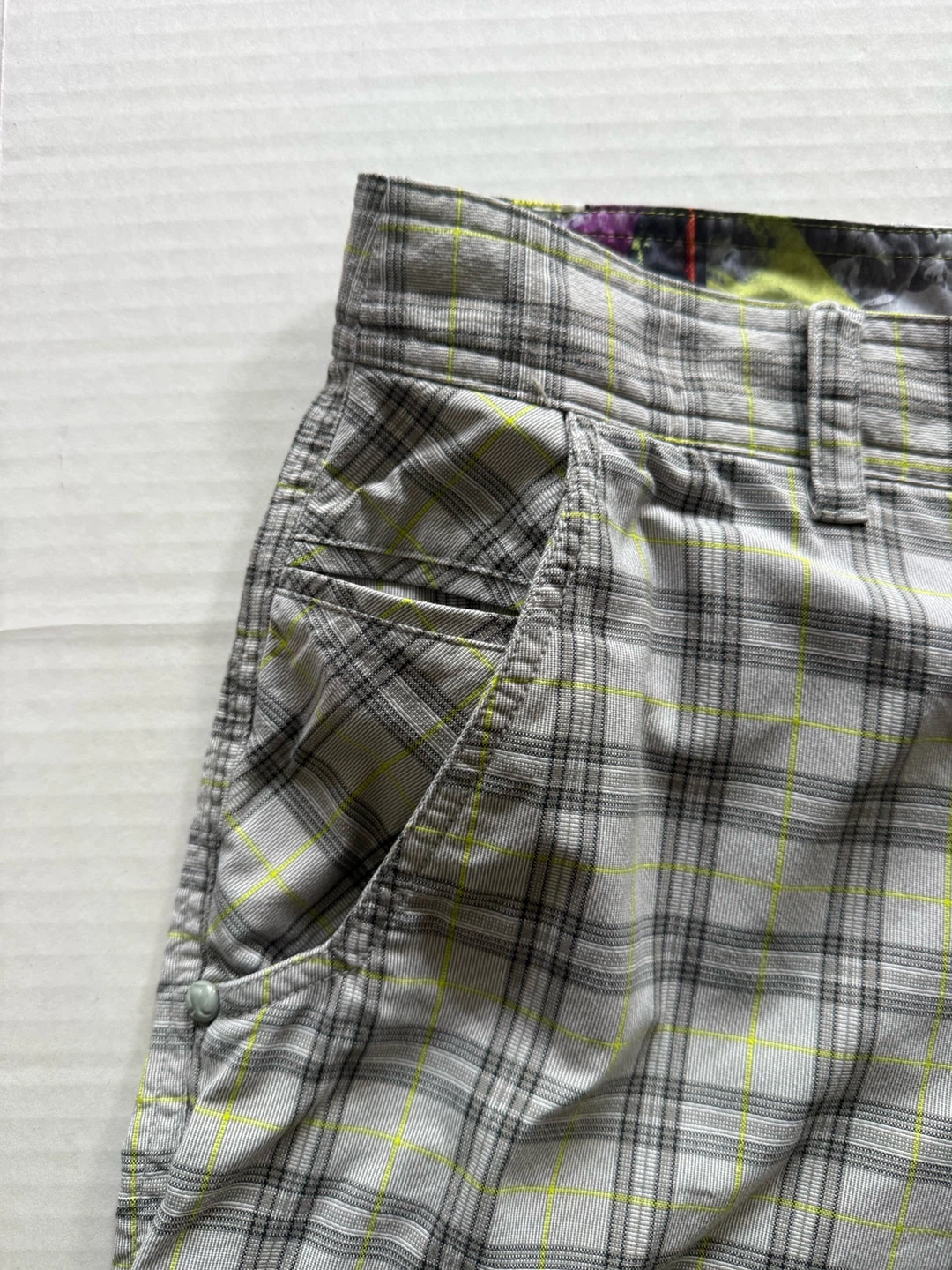 Lululemon Plaid Shorts - photo 3