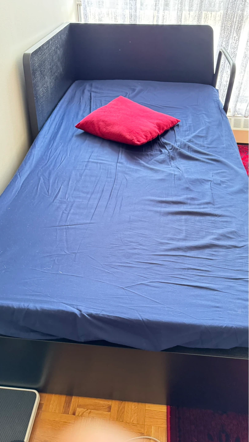 IKEA twin bed frame - photo 2