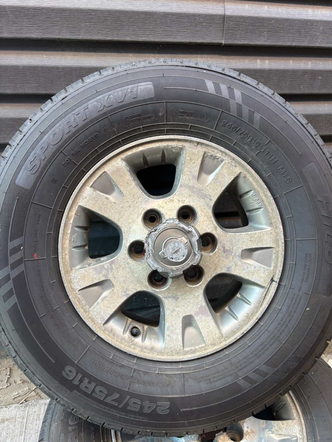 All season three tires - photo 2