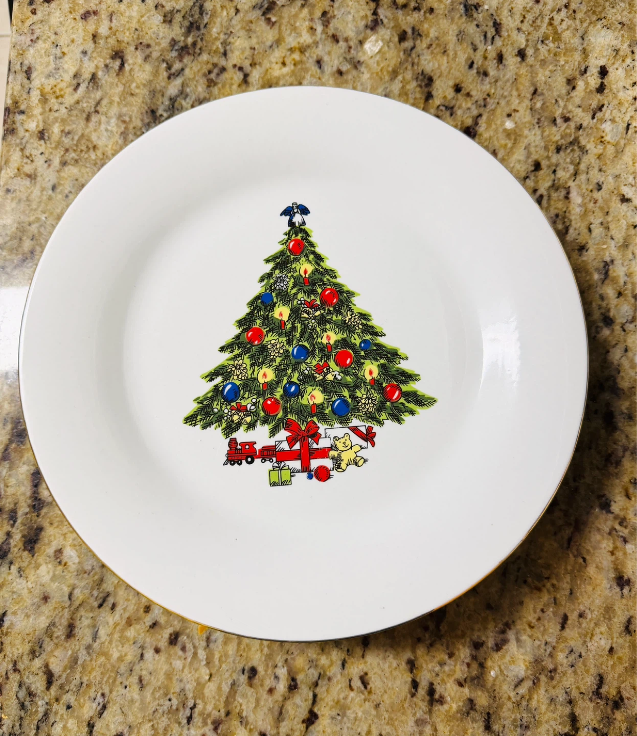 Set of Christmas Tree Plates 4 large 4 medium with 4 cups - photo 5