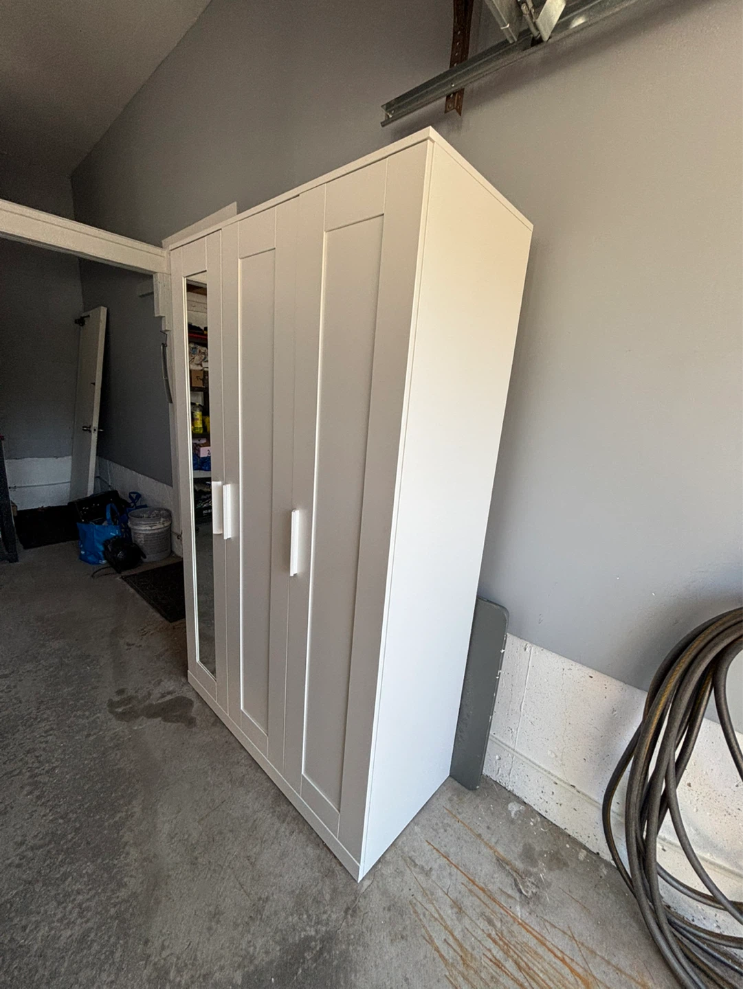 White 3 Door Wardrobe with mirror - photo 4