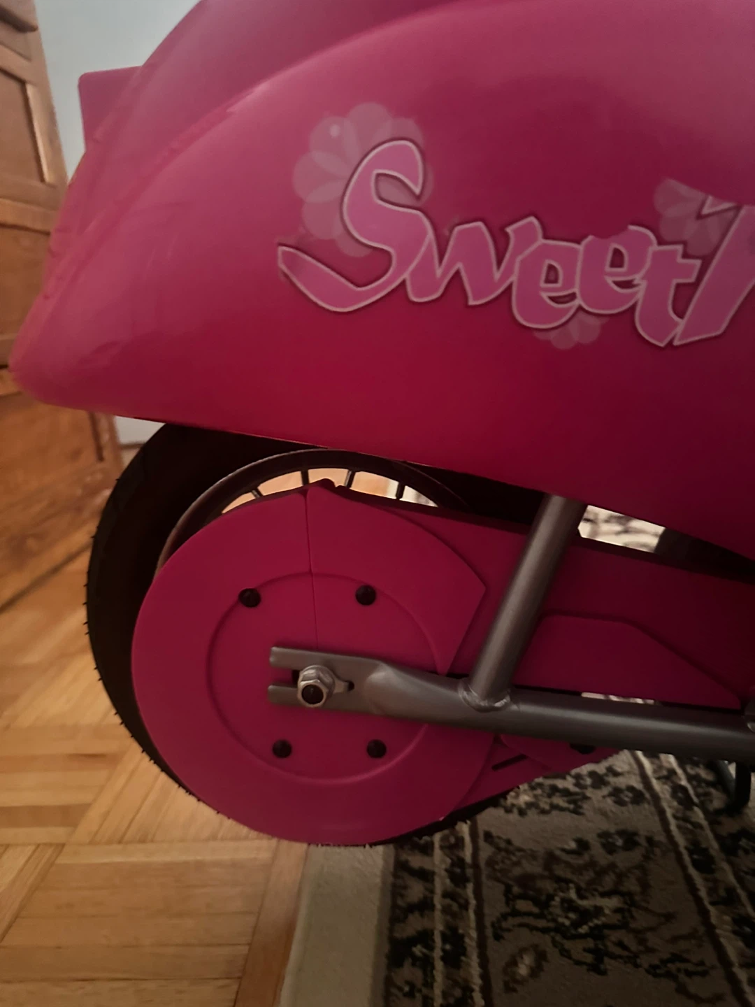 Electric Vespa Scooter - photo 2