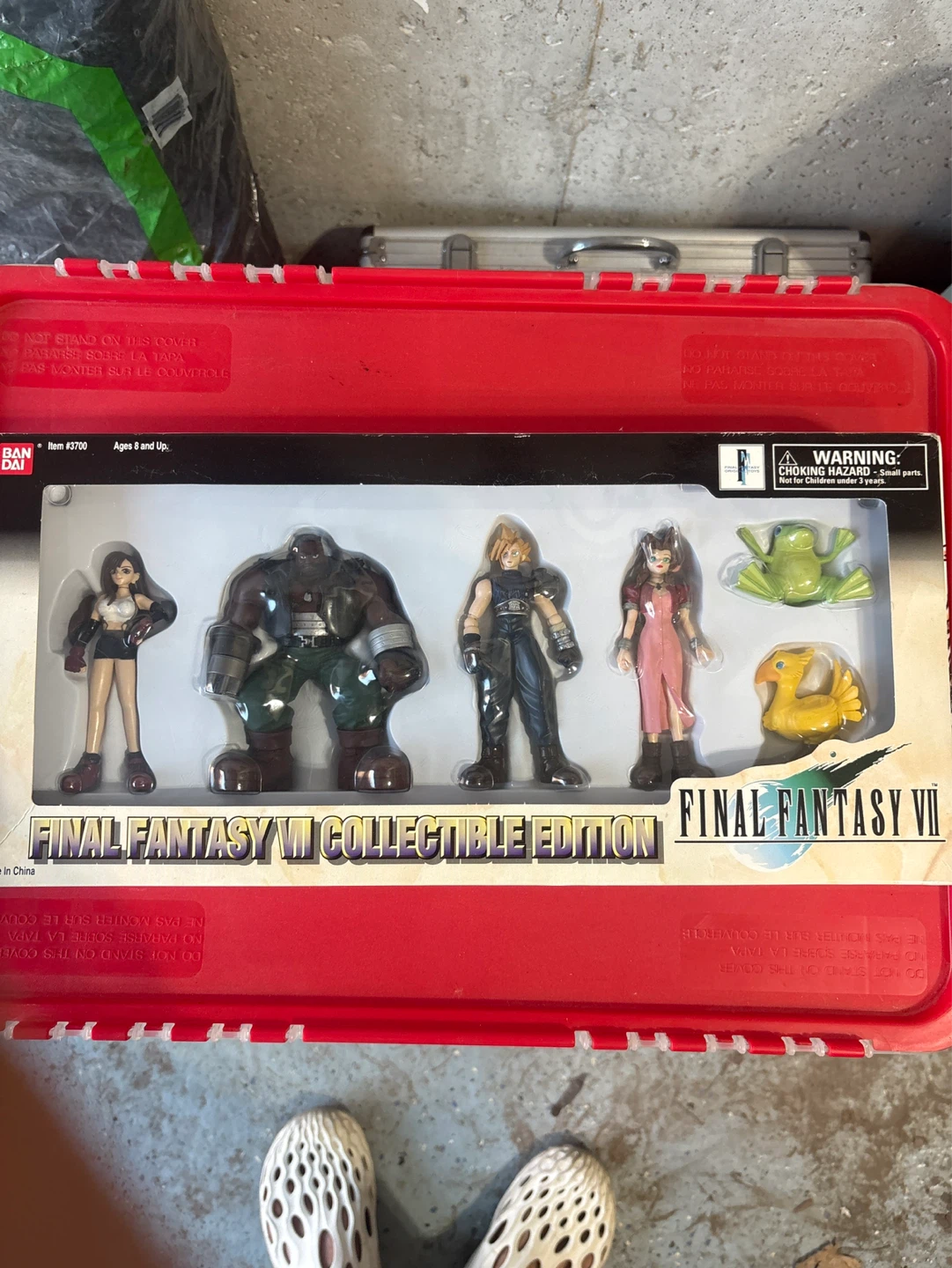 Final Fantasy VII Collectible Edition Figures