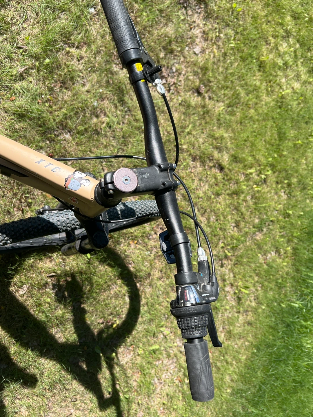 Giant XTC Mountain Bike - Tan - photo 2