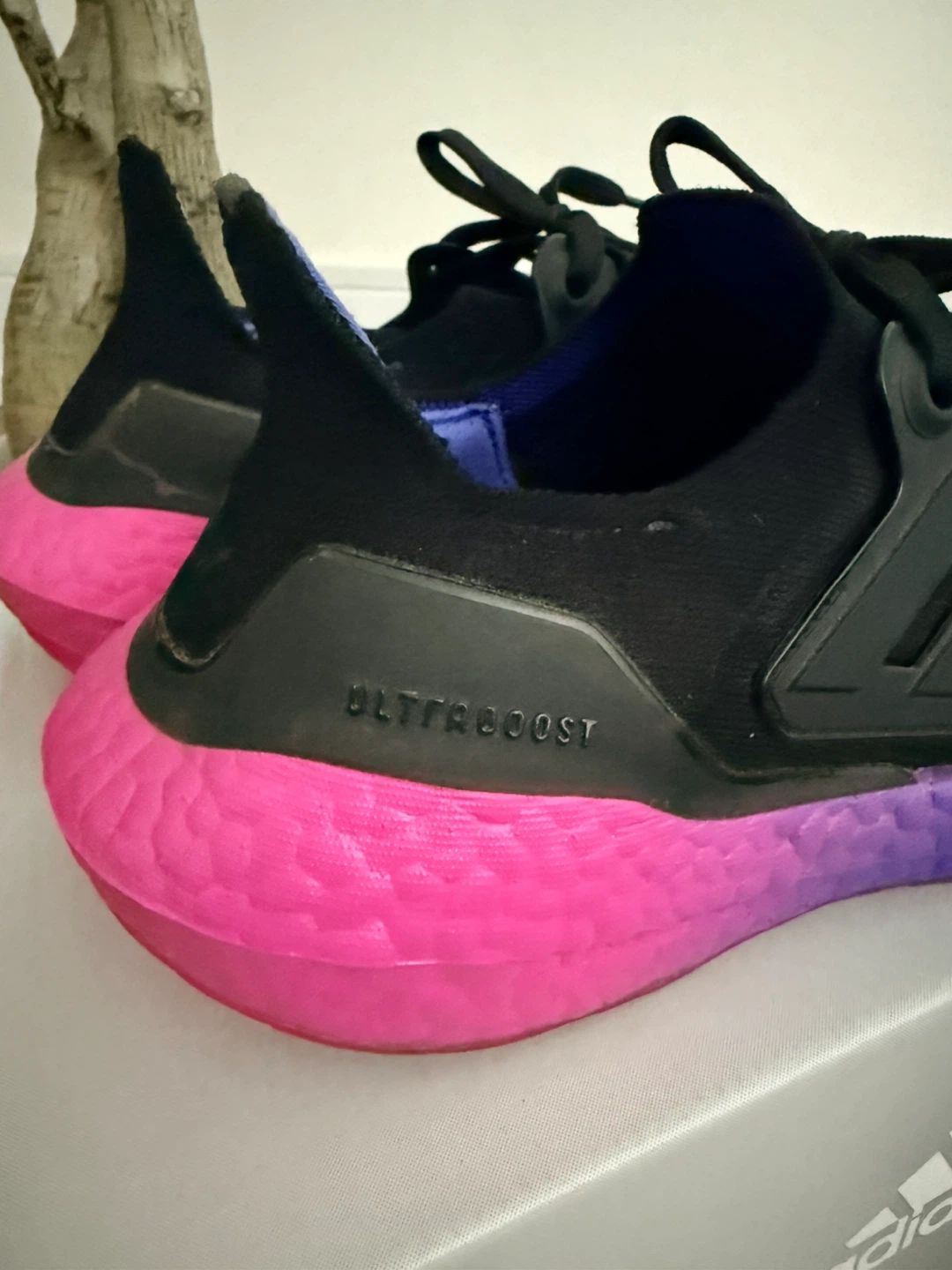 Adidas Ultraboost 22 Women’s Running Shoes – Size 7W US - photo 4