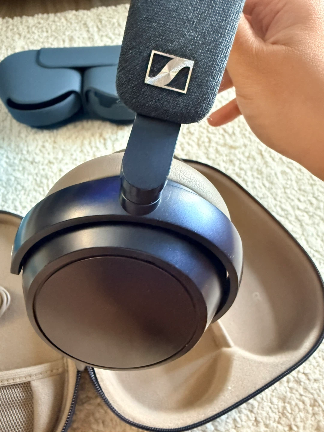 Sennheiser MOMENTUM 4 Over-Ear Headphones - Denim - photo 3