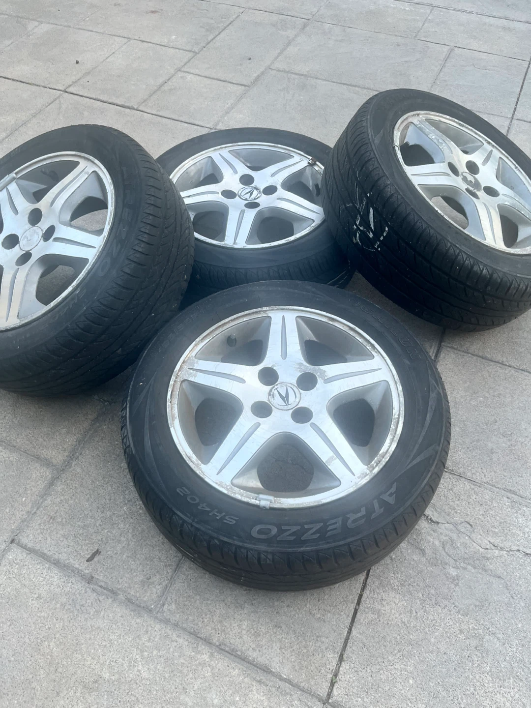 Set of 4 Acura Wheels and Tires
