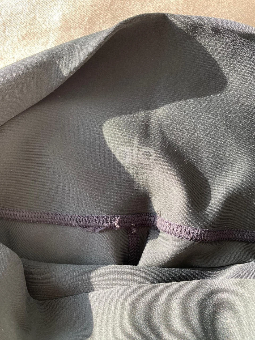 Alo Yoga High-Waist Leggings Size XS - photo 3