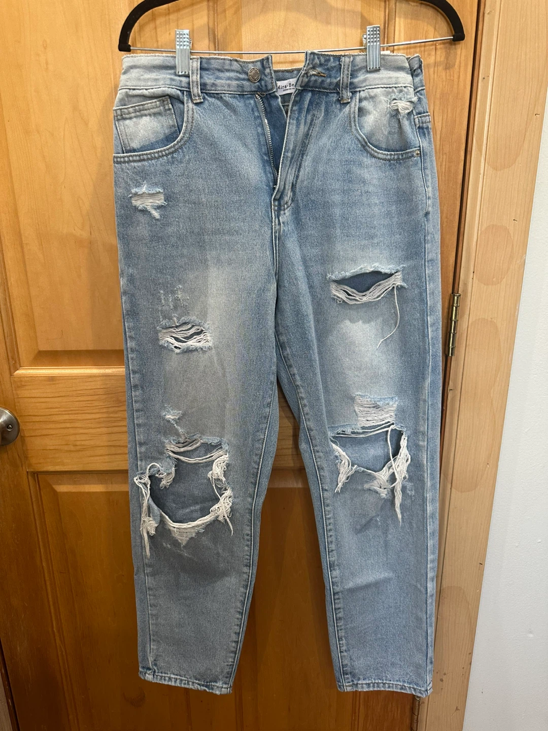 Mira-Belle Distressed Denim Jeans