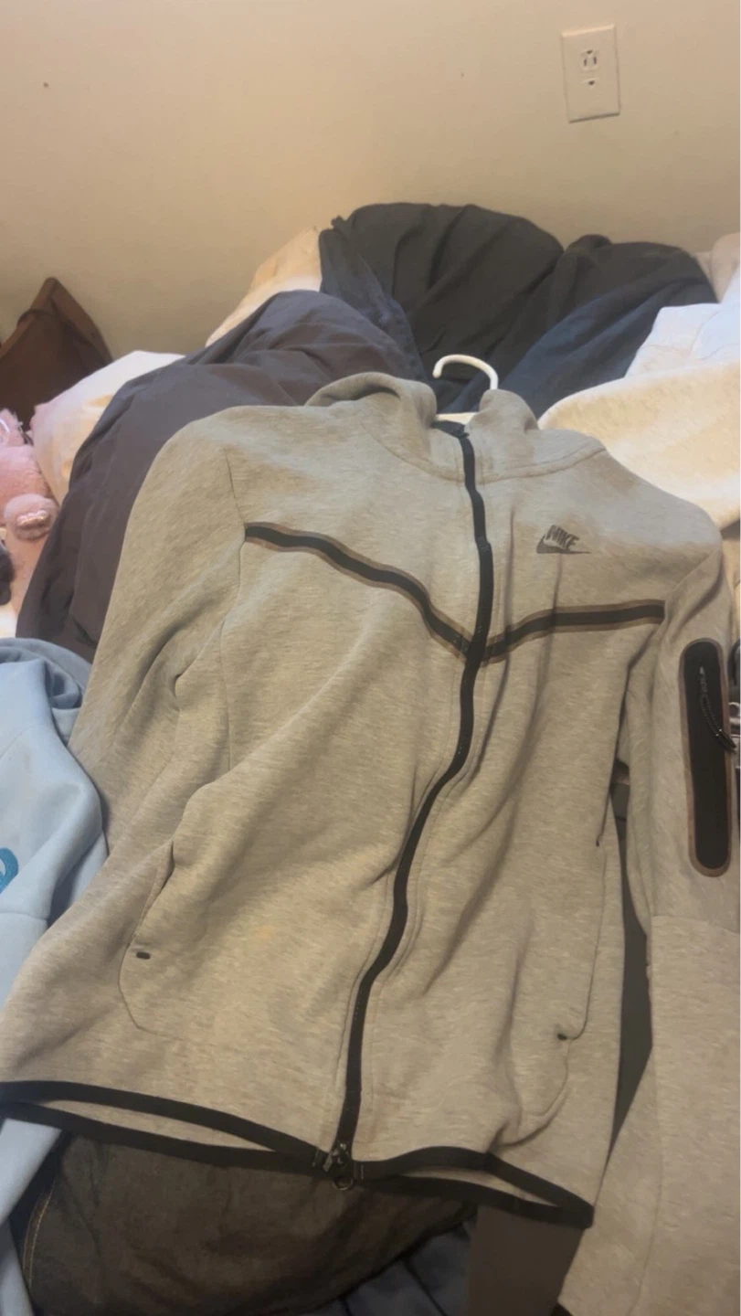 Nike Tech Fleece Full Zip Hoodie