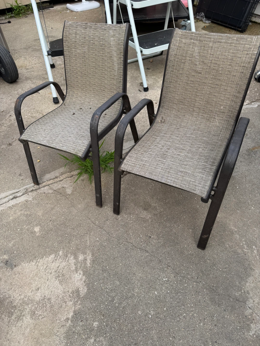 Kids Set of 2 Outdoor Patio Chairs - photo 3