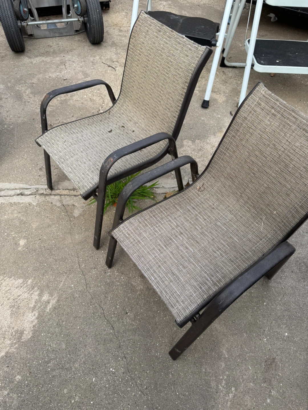 Kids Set of 2 Outdoor Patio Chairs - photo 2
