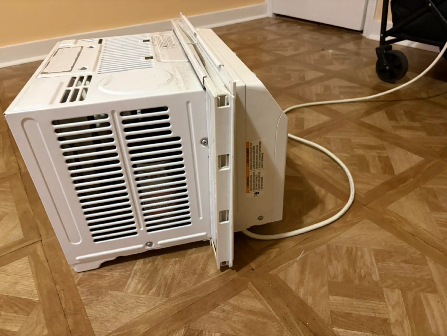 TCL Window Air Conditioner 6000 BTUs - photo 2