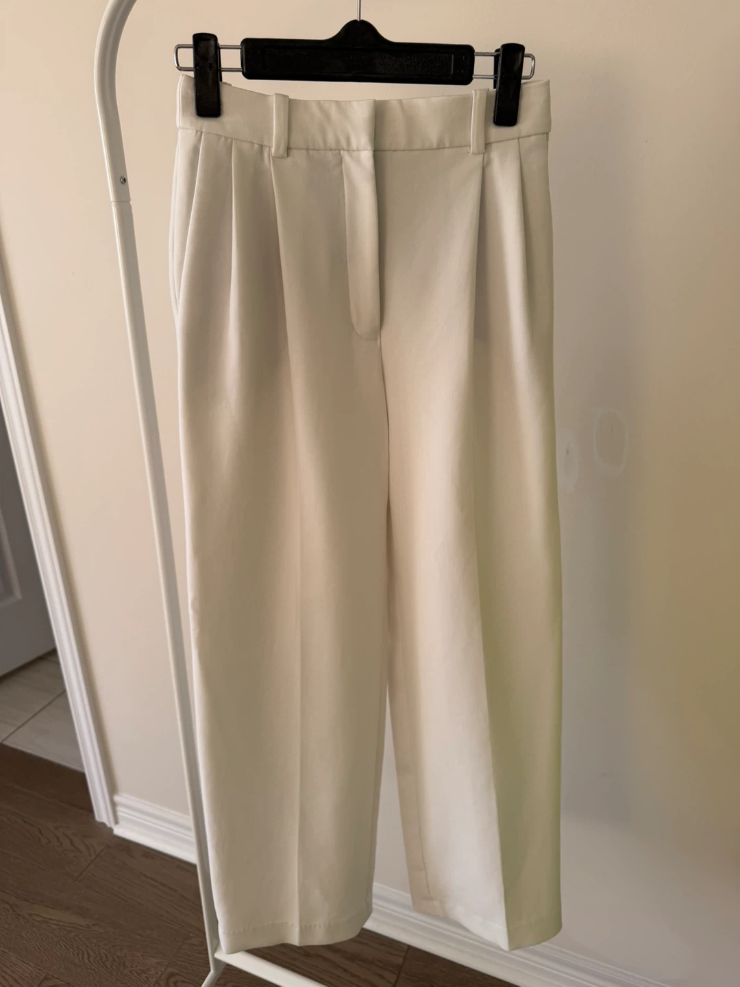 Babaton Atelier White Trousers Size 0
