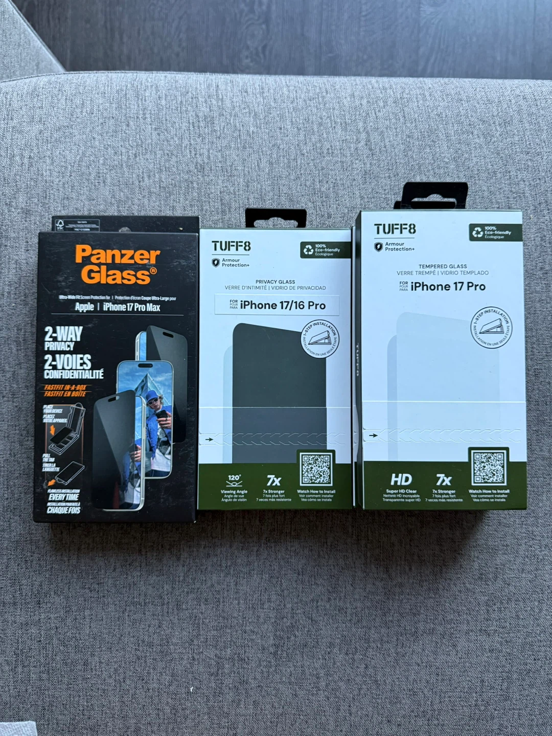 Iphone 17 & 17 pro max tempered glass