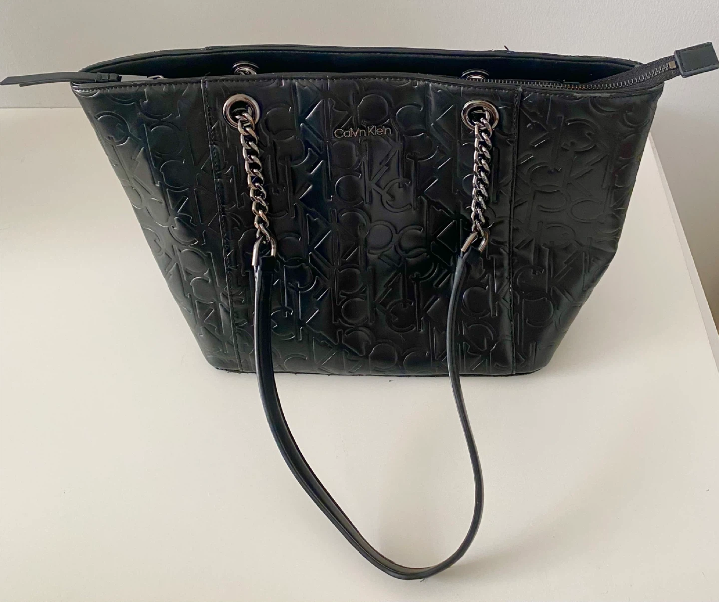 Calvin Klein Black Embossed Logo Tote Bag - photo 3