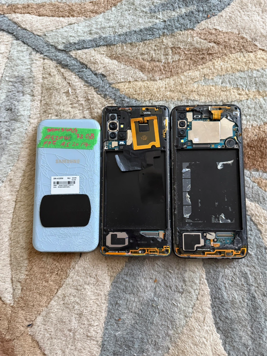 SAMSUNG GALAXY A5 / A70 / A71 - photo 2