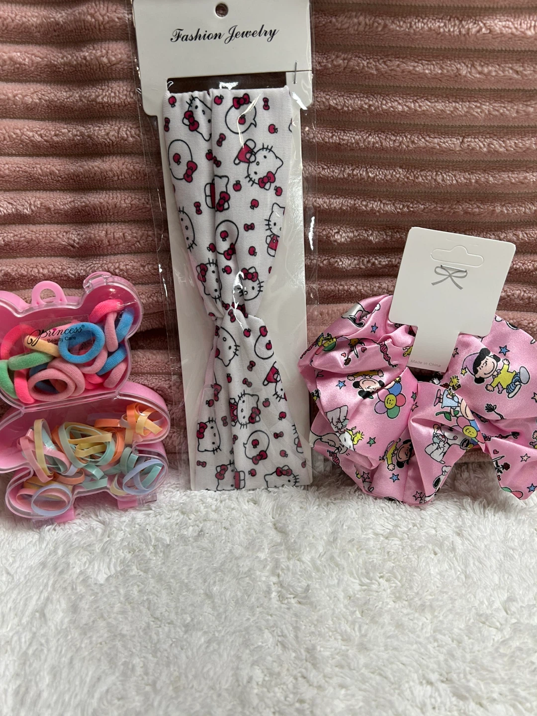 Hello Kitty Headband & Hair Accessories Set for your little girl - photo 2