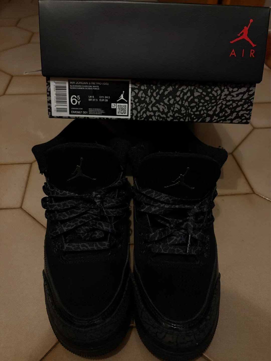 Air Jordan 3 Retro (GS) Black Cat Size 6Y - photo 3
