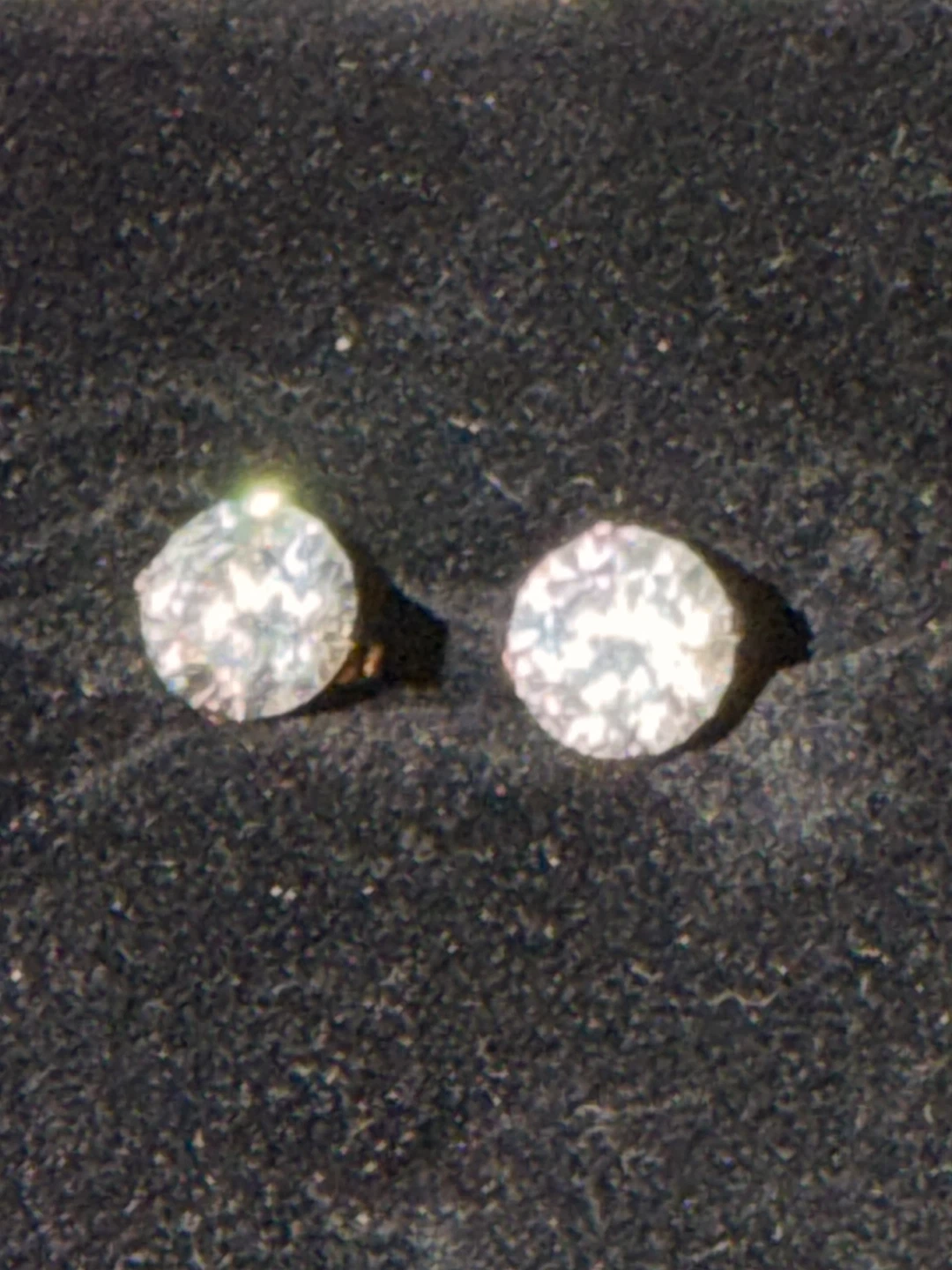 14k Gold Stud Earrings with Clear Stones (CZ) EUC