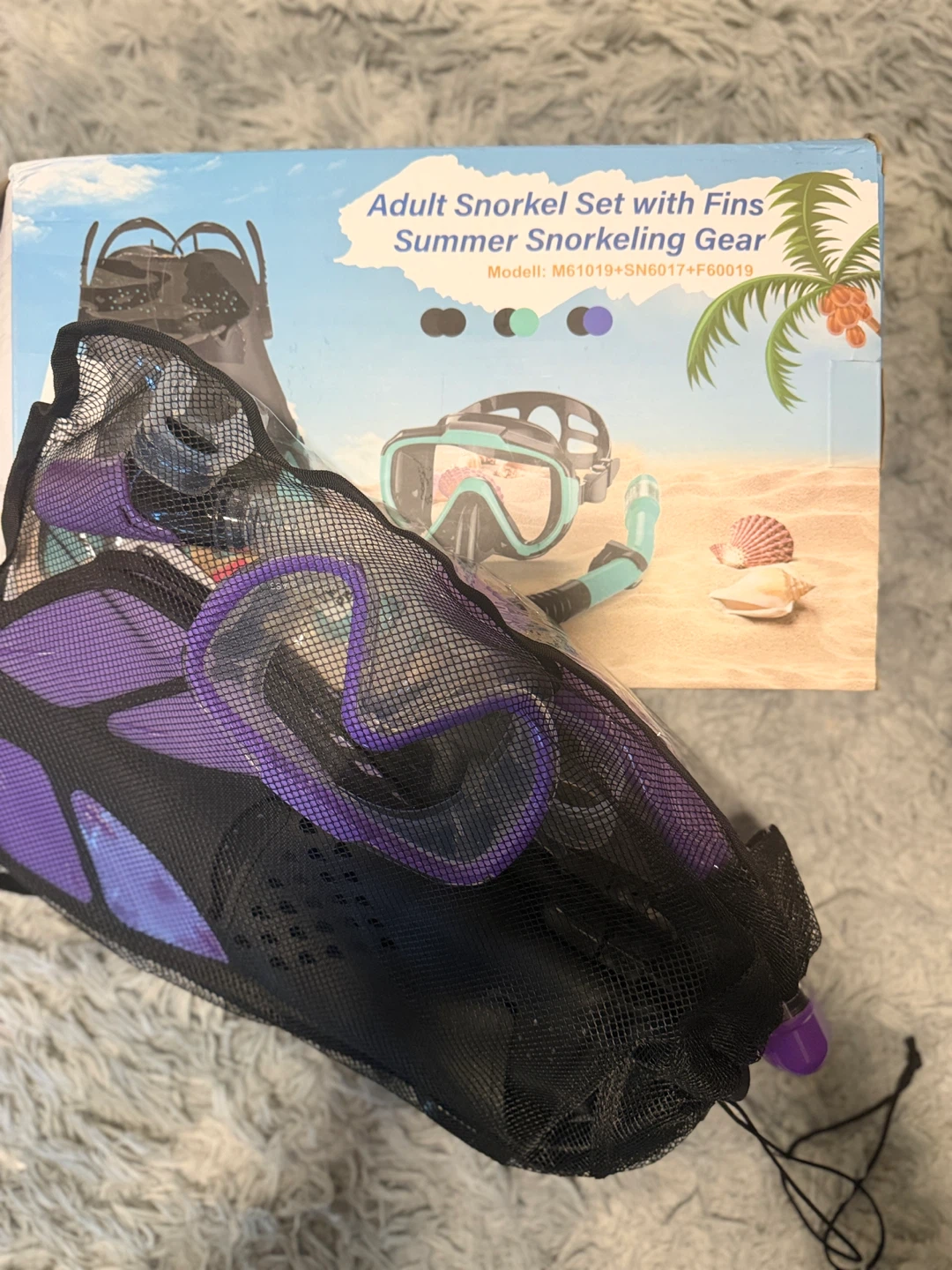 Brand New- Adult Snorkel Set with Fins ( never used) - photo 3