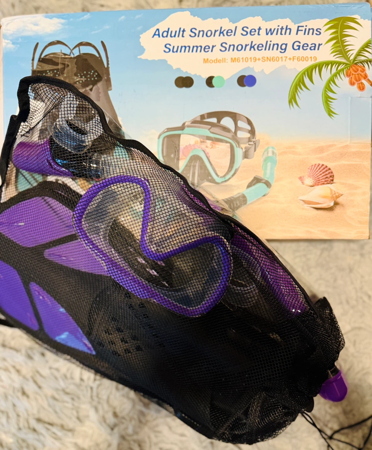 Brand New- Adult Snorkel Set with Fins ( never used)