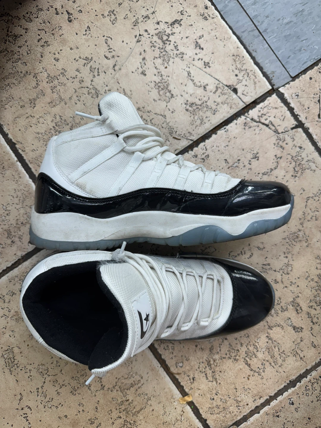 Jordan 11 Retro sneakers