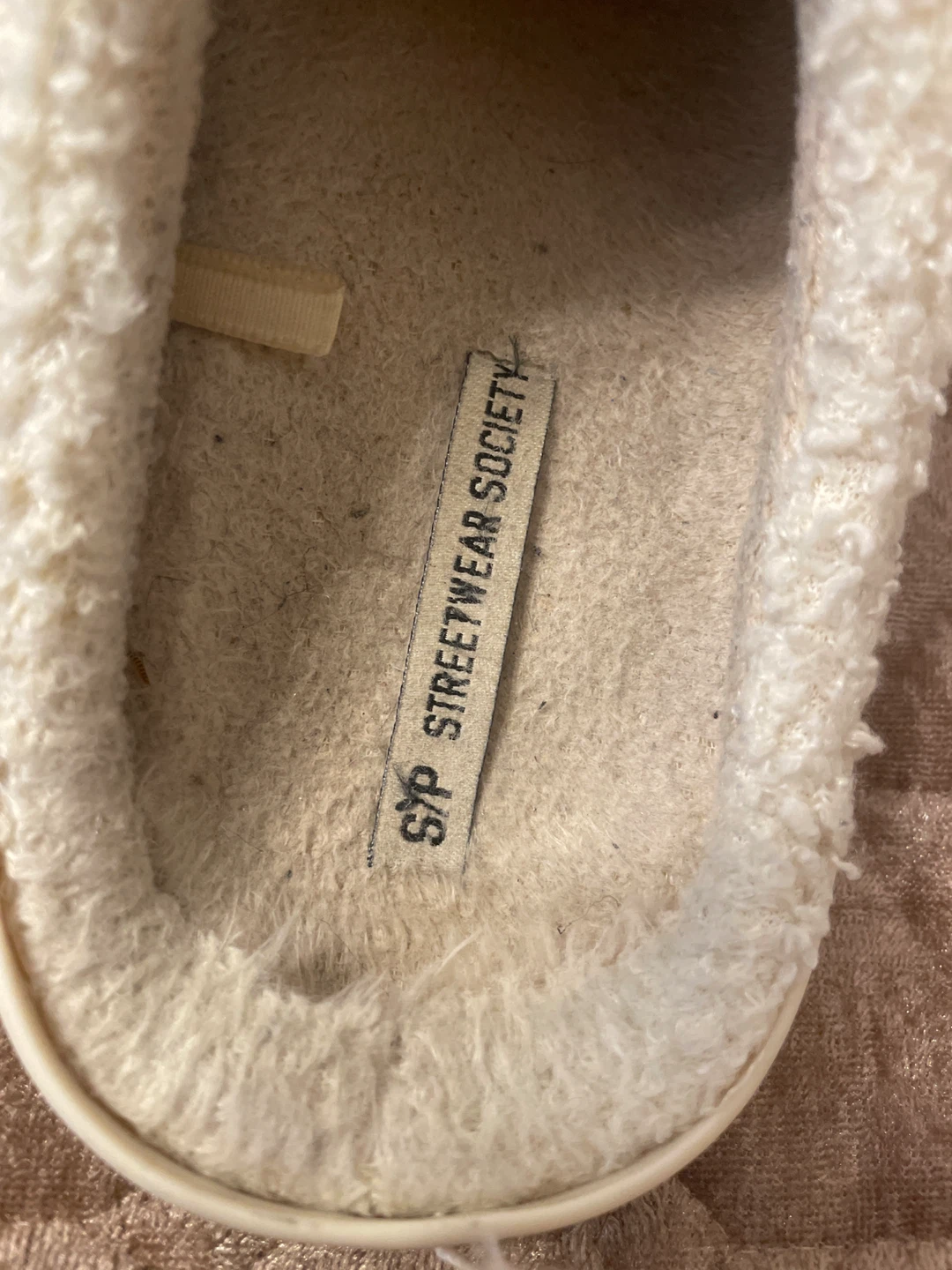 S/P Streetwear Society Fuzzy Slippers with Pink Bows - photo 3