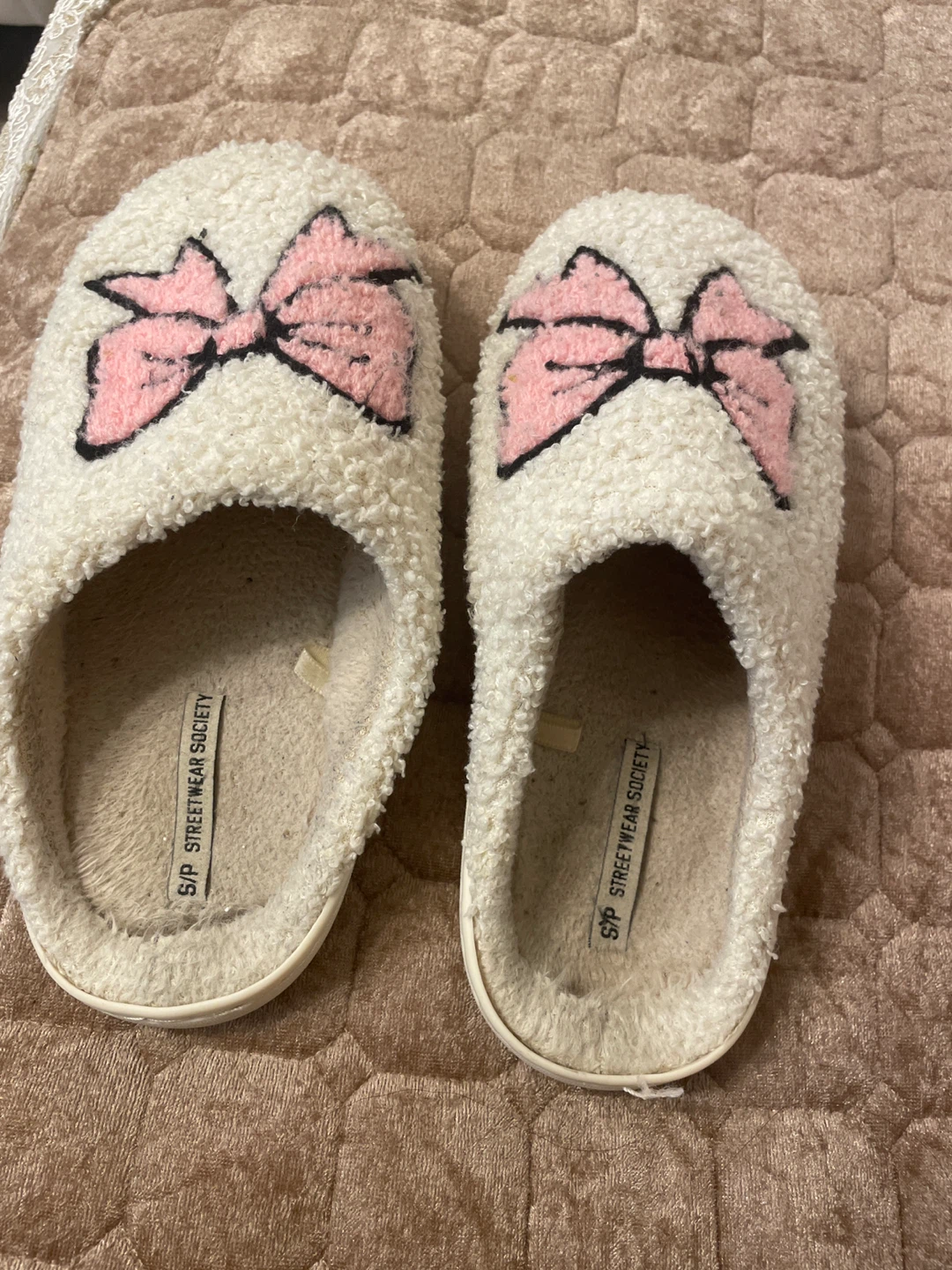 S/P Streetwear Society Fuzzy Slippers with Pink Bows