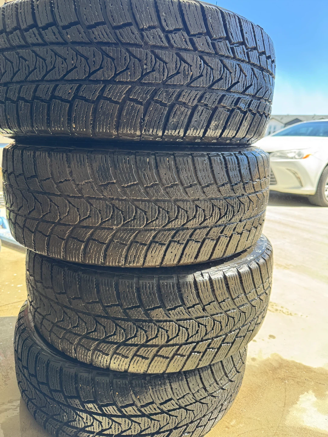 215/55r17 greentral s1 (dot 2923) set of four tires