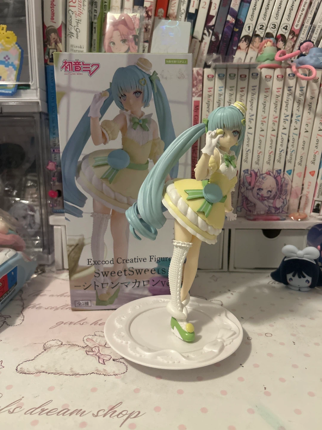 Hatsune Miku Exceed Creative Figure SweetSweets Citron Macaron V