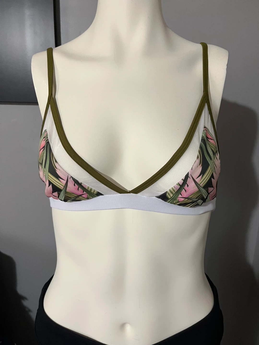 Tropical Print Mesh Bikini top small size - photo 2