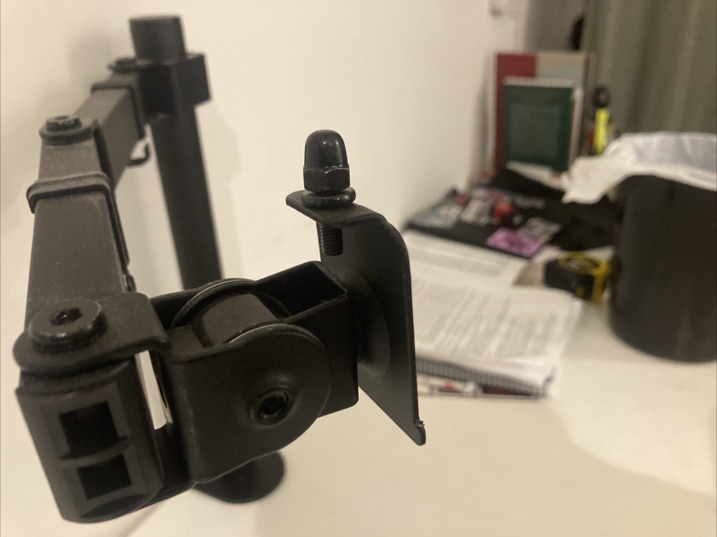 Monitor arm (fits 12-32” monitors) - photo 3
